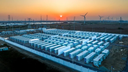 江蘇省最大獨(dú)立共享儲能電站正式并網(wǎng) 為新型電力系統(tǒng)注入強(qiáng)大“穩(wěn)定器”